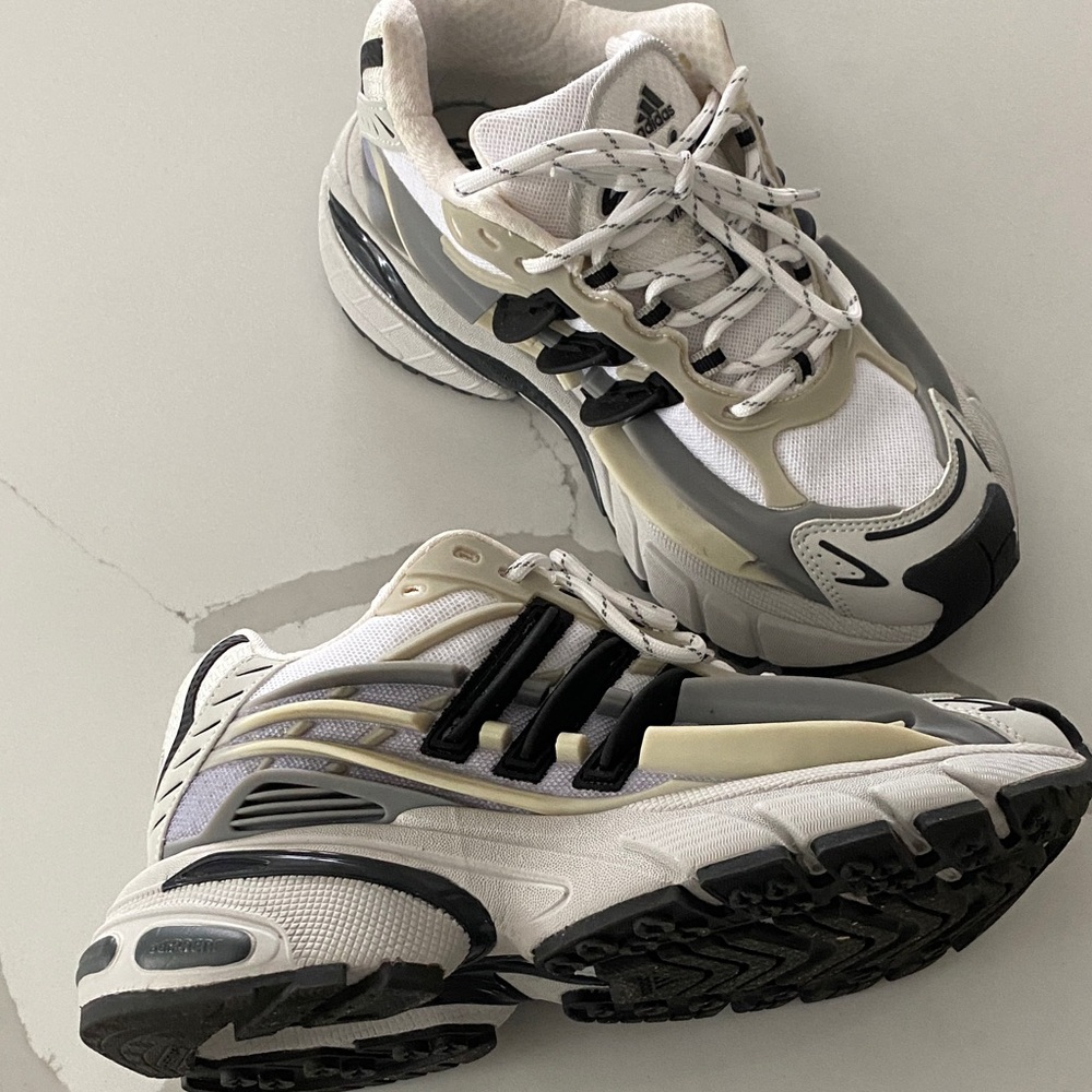 Pharrell Adidas Jellyfish White, Gray, Cream & Black Retro Chunky Trainers